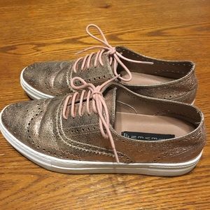 Steve Madden sneakers size 8.5.